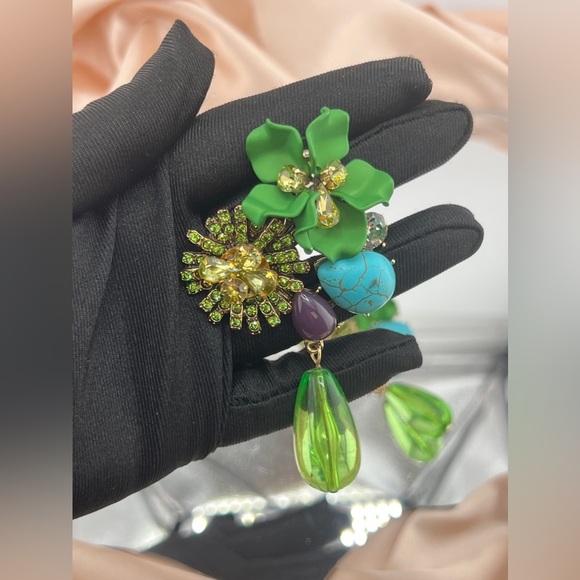 Green Floral Drop Earrings with Crystals and Stones” - Picture 6 of 8